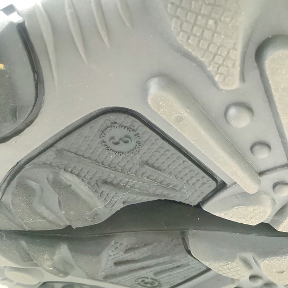 Kamik Camo Snow Boots - Picture 8 of 10